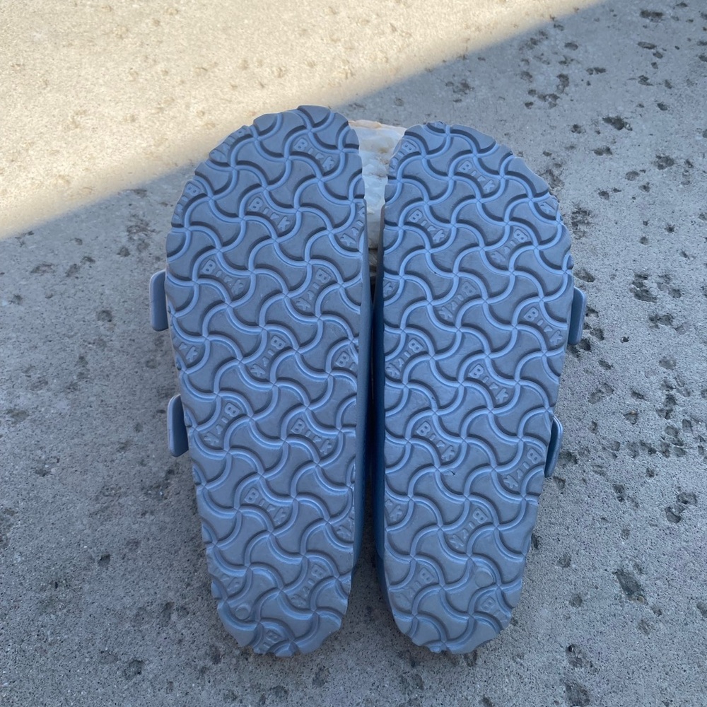 Birkenstock Silver Color Slide Sandals women’s size 37 - Picture 4 of 6